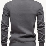 Sweter męski w kratę – wzór nowoczesny